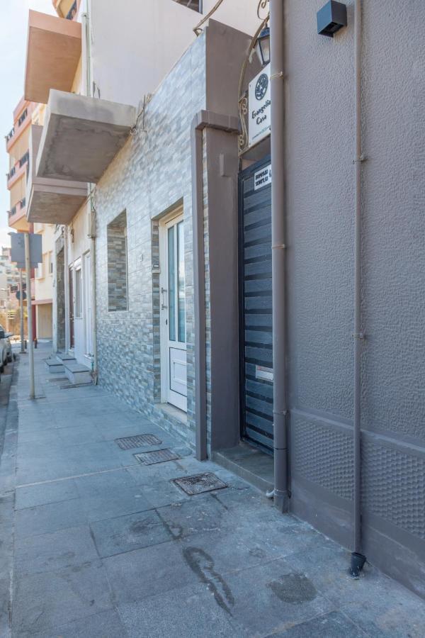 Evangelia Casa, Comfy Stay, Centrally, With Views! كاندية المظهر الخارجي الصورة