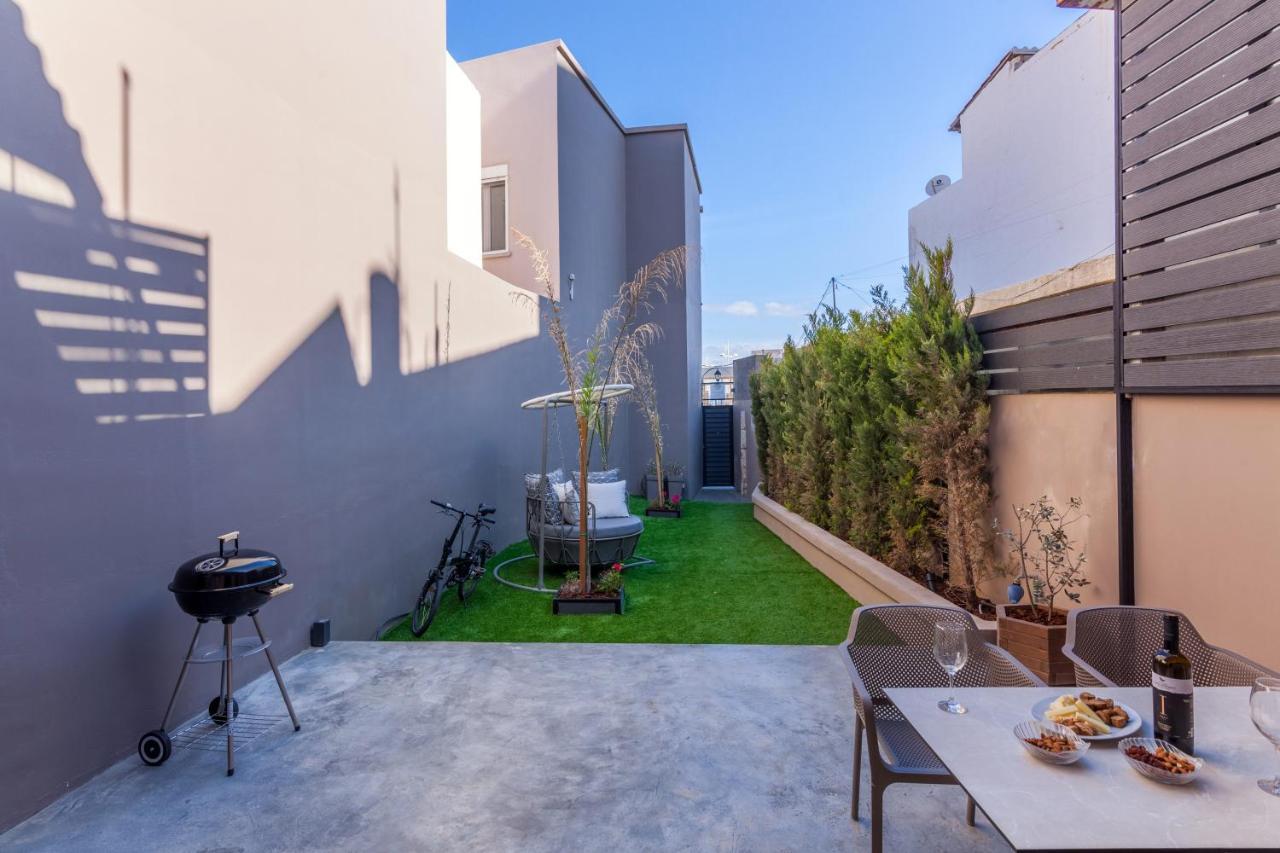 Evangelia Casa, Comfy Stay, Centrally, With Views! كاندية المظهر الخارجي الصورة