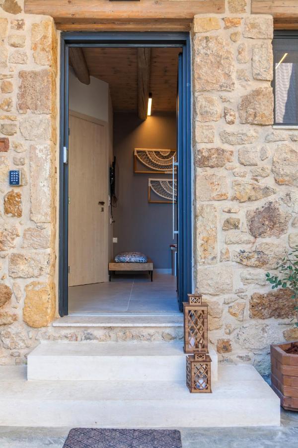 Evangelia Casa, Comfy Stay, Centrally, With Views! كاندية المظهر الخارجي الصورة