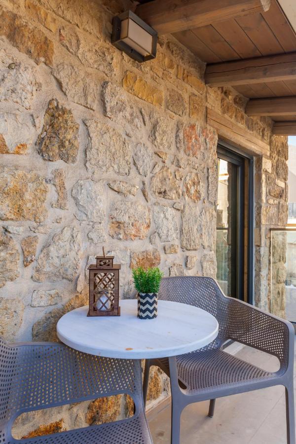 Evangelia Casa, Comfy Stay, Centrally, With Views! كاندية المظهر الخارجي الصورة